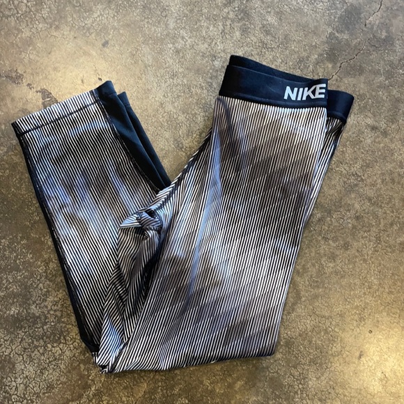 Nike Other - Nike Dri-Fit leggings